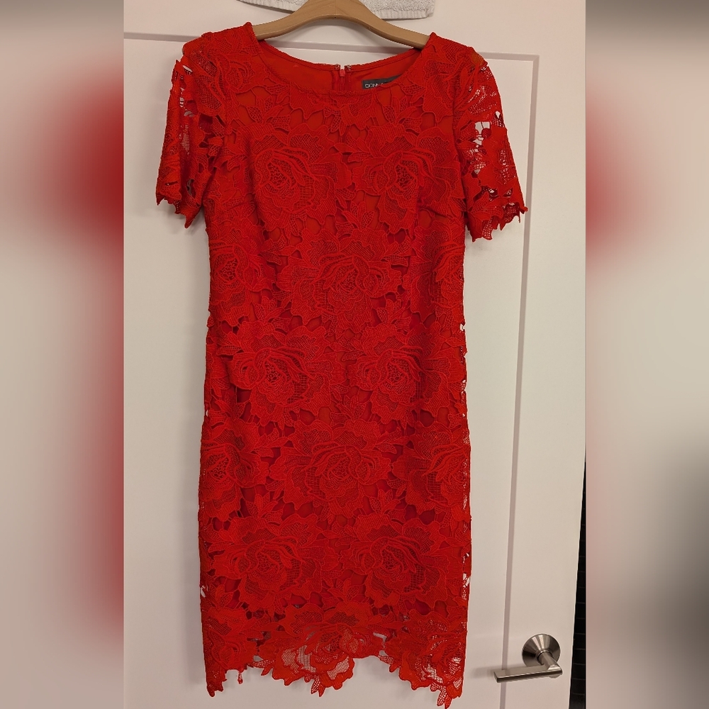 Donna Ricco Vibrant Red Lace Midi Dress